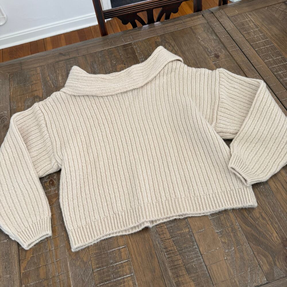 ASOS brand new never worn CREAM off the shoulder sweater Size s